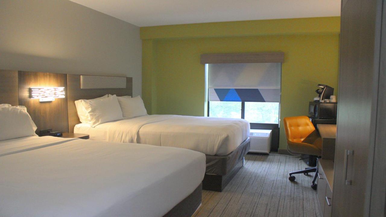 Holiday Inn Express Hotel & Suites Hope Mills-Fayetteville Airport By Ihg Bagian luar foto